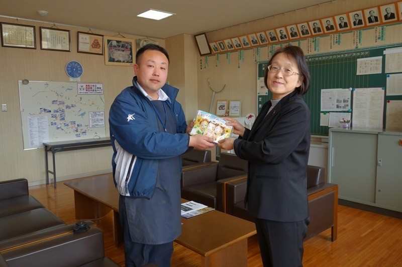 [種寄贈] 須賀川市立西袋第二小学校