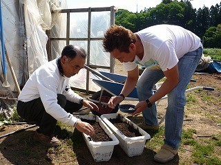 【種まき】香取貴信さん福島で種まき