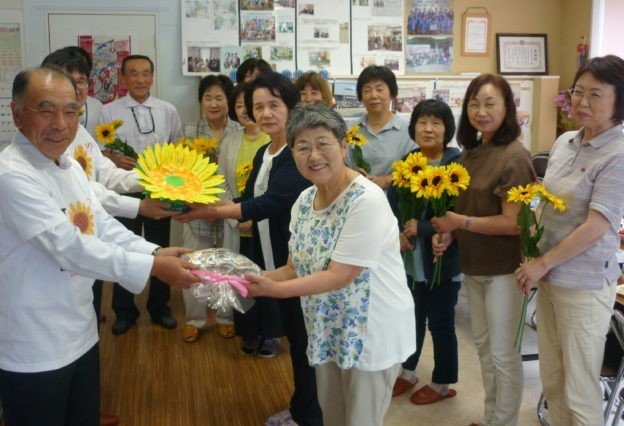 【”復興花ひまわりの種”寄贈】なみえ絆いわき会様