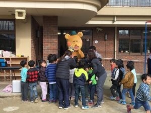 【里親さんの取り組み】友岡保育園 様、今里こども園 様、海印寺保育園 様（京都府）にてひまわりの種贈呈式